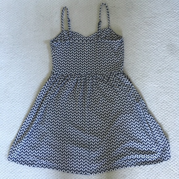 Navy/white sweetheart sundress - Picture 3 of 5